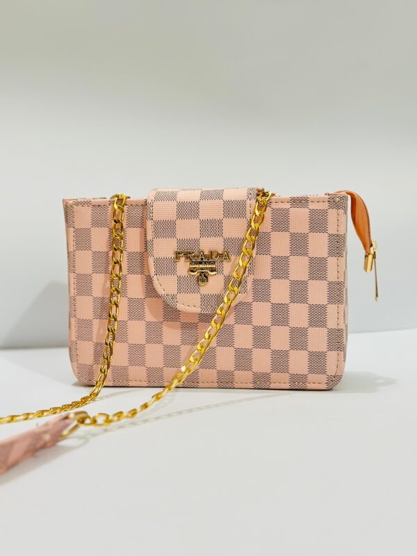 Prada Mini Bag – Luxury Fashion for Every Occasion